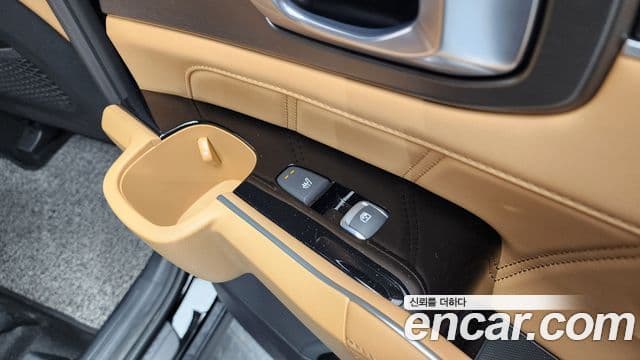 Kia Sorento 2021 — Фото 18/20