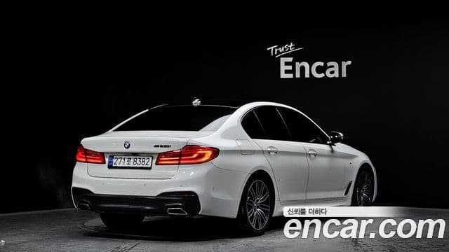 BMW 5 Series 2019 — Şəkil 2/20