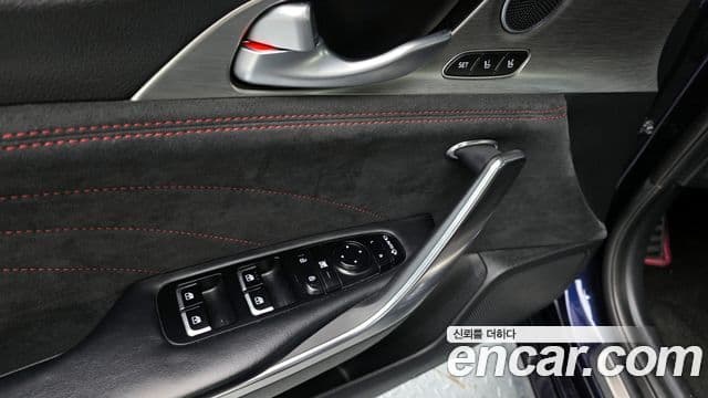 Kia Stinger Meister 2021 — Photo 18/20