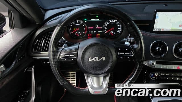 Kia Stinger Meister 2021 — Photo 12/20