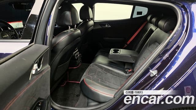 Kia Stinger Meister 2021 — Photo 20/20