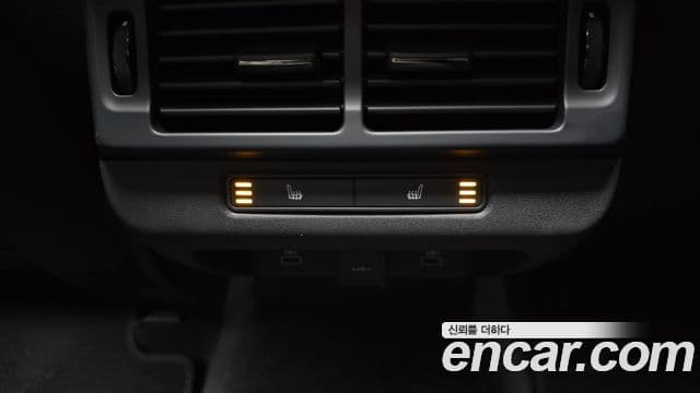 Land Rover Range Rover Evoque 2025 — Şəkil 18/20