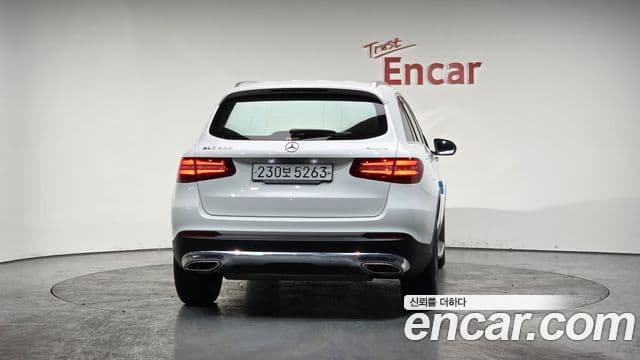 Mercedes-Benz GLC-Class 2019 — Şəkil 4/20
