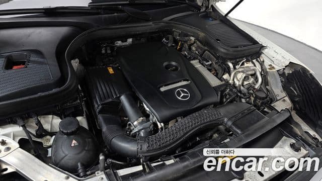 Mercedes-Benz GLC-Class 2019 — Şəkil 6/20