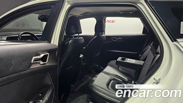 Kia Sportage 2022 — Şəkil 12/20