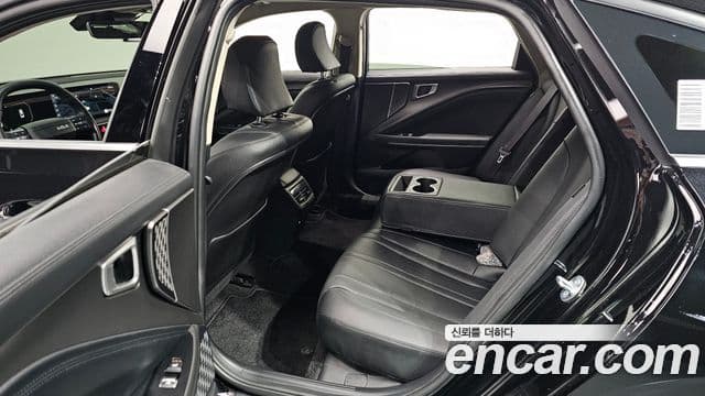 Kia K8 2025 — ფოტო 18/20