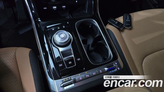 Kia Carnival 2022 — Фото 9/20