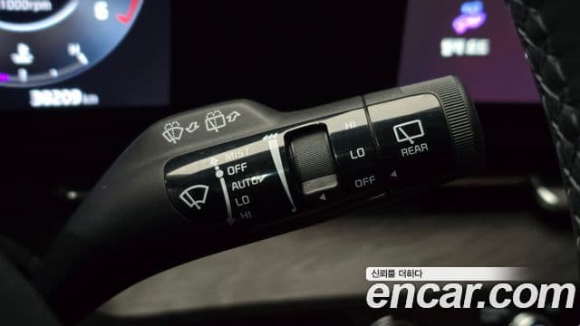 Kia Carnival 2022 — Фото 17/20