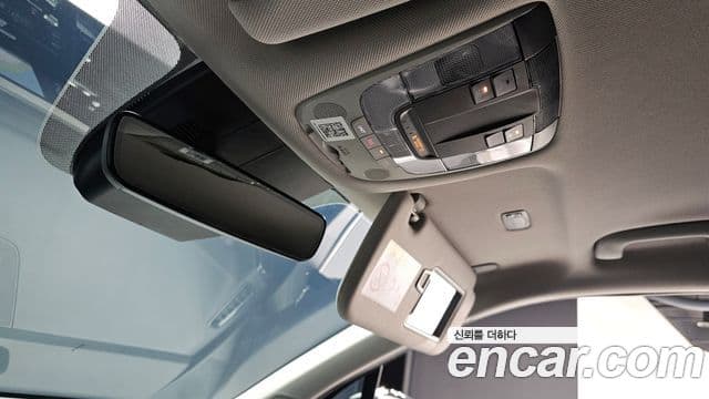 Kia Sorento 2021 — Фото 18/20