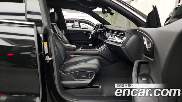 Audi Q7 2022 — ფოტო 11/20