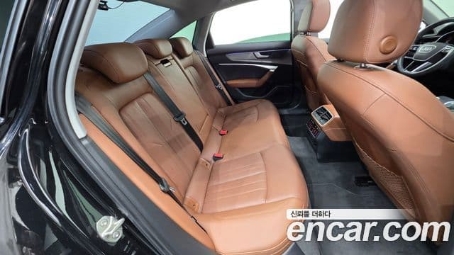 Audi A6 2021 — ფოტო 19/20