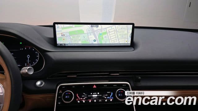 Genesis GV80 2021 — Şəkil 14/20