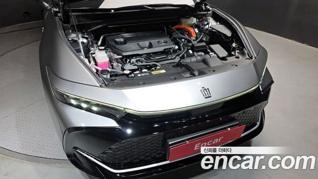Toyota Crown Crossover 2023 — ფოტო 5/20