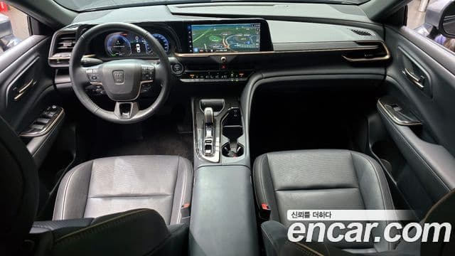 Toyota Crown Crossover 2023 — ფოტო 9/20