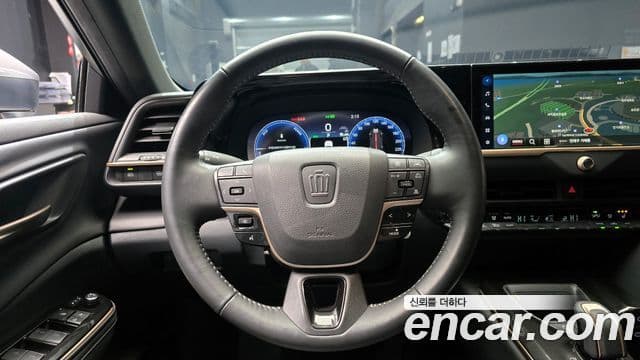 Toyota Crown Crossover 2023 — ფოტო 13/20