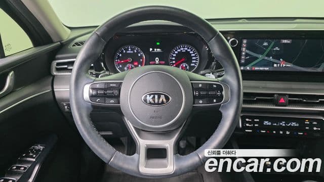 Kia K5 2020 — Şəkil 18/20