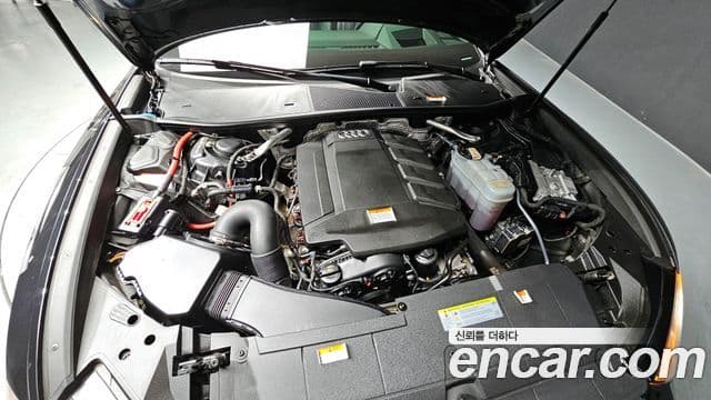 Audi A6 2021 — ფოტო 6/20