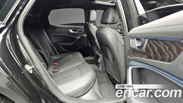 Audi A6 2021 — ფოტო 11/20
