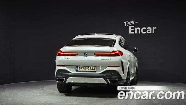 BMW X6 2022 — ფოტო 4/20