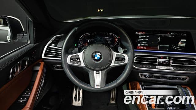 BMW X6 2022 — ფოტო 13/20