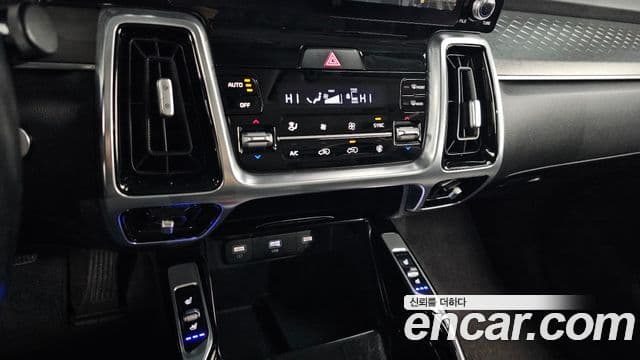Kia Sorento 2020 — Şəkil 18/20