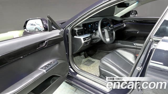 Hyundai Grandeur 2023 — фото 10 из 20