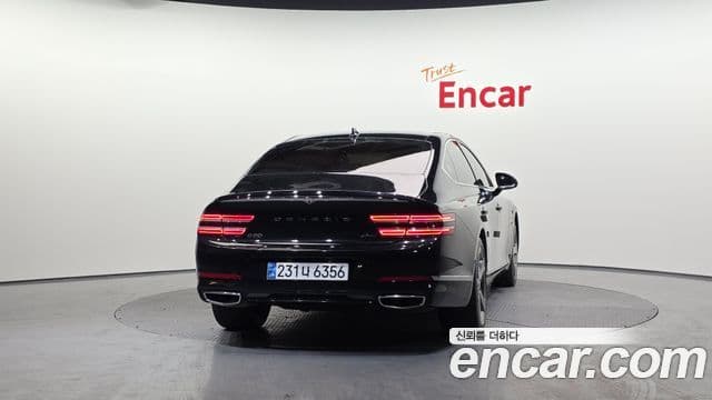 Genesis G80 2022 — Photo 18/20