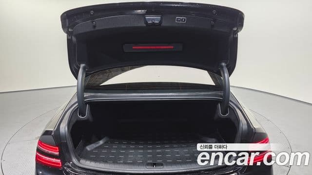 Genesis G80 2022 — Photo 7/20