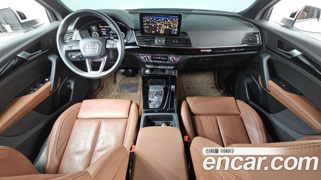 Audi Q5 2021 — Şəkil 6/20