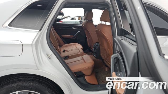 Audi Q5 2021 — фото 11 из 20