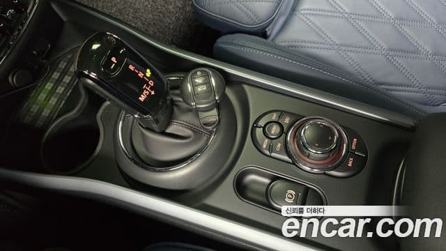 Mini Cooper S Clubman 2022 — Şəkil 9/20