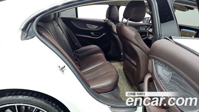 Mercedes-Benz CLS-Class 2020 — Photo 10/20