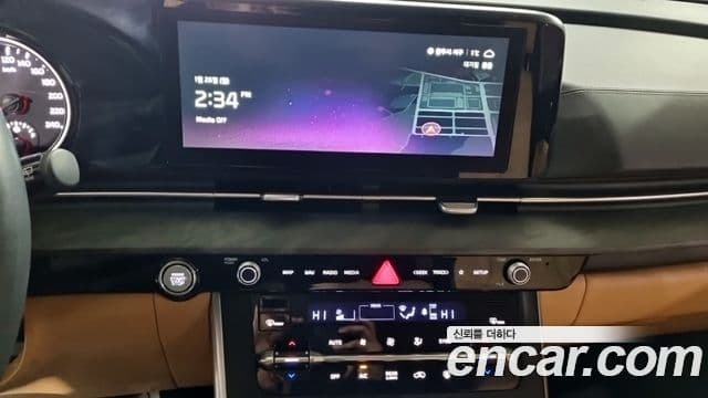 Kia Carnival 2023 — Фото 12/18