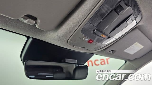 Kia Niro 2022 — Şəkil 18/20
