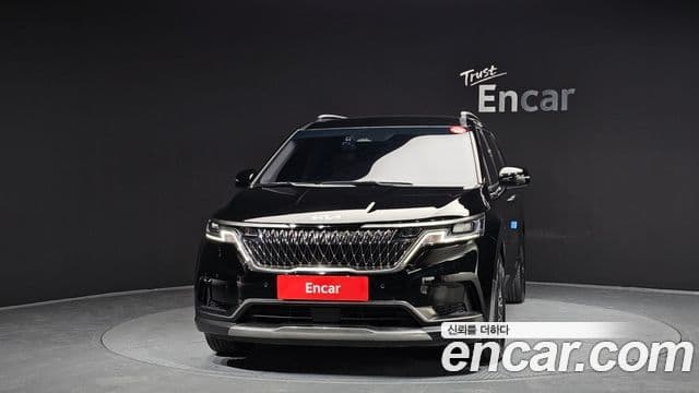 Kia Carnival 2023 — Şəkil 2/20