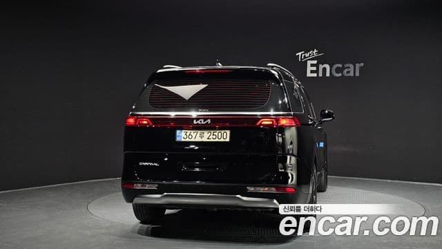 Kia Carnival 2023 — Şəkil 3/20