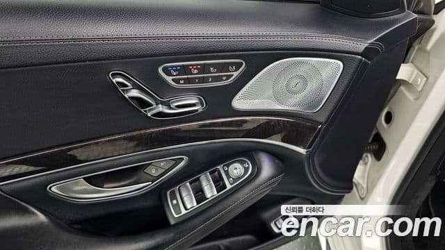 Mercedes-Benz S-Class 2018 — ფოტო 16/20