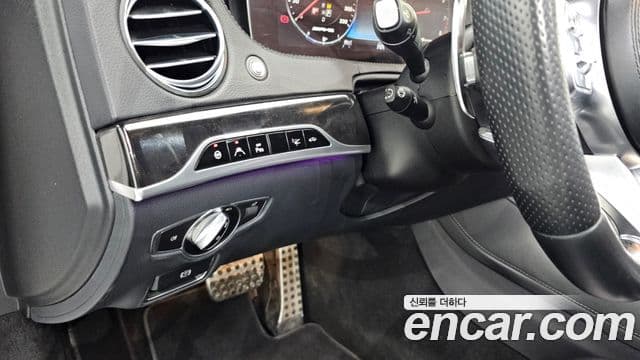 Mercedes-Benz S-Class 2018 — ფოტო 17/20