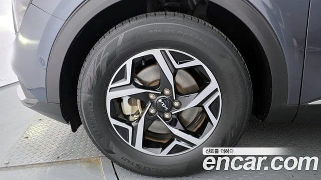 Kia Sportage 2021 — ფოტო 5/20