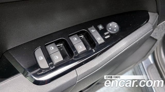 Kia Sportage 2021 — ფოტო 14/20