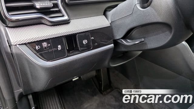 Kia Sportage 2021 — ფოტო 15/20
