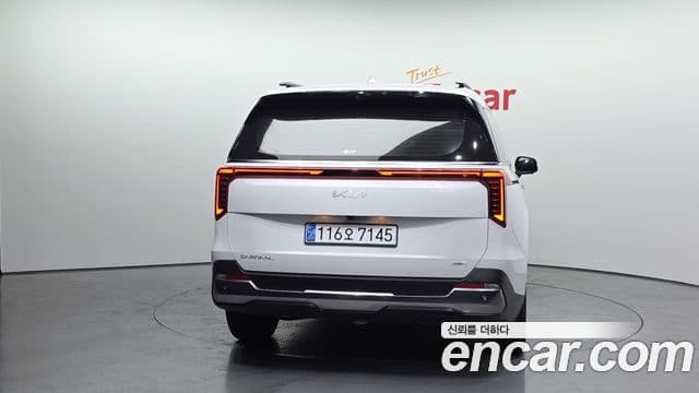 Kia Carnival 2024 — ფოტო 4/20