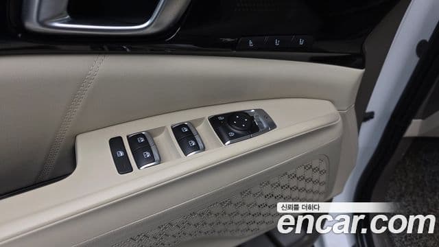 Kia Carnival 2024 — ფოტო 11/20