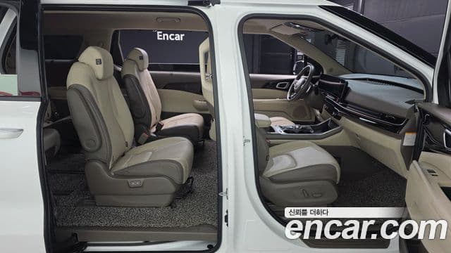 Kia Carnival 2024 — ფოტო 20/20