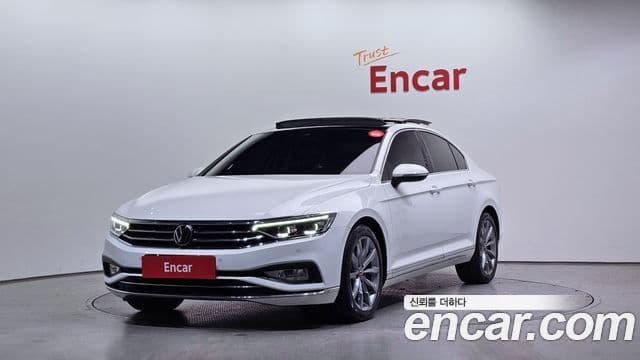 Volkswagen Passat GT 2022 — ფოტო 20/20