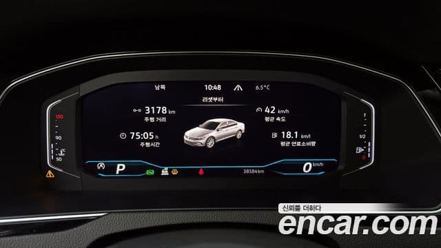 Volkswagen Passat GT 2022 — ფოტო 7/20