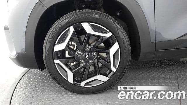 Kia Seltos 2025 — ფოტო 5/20