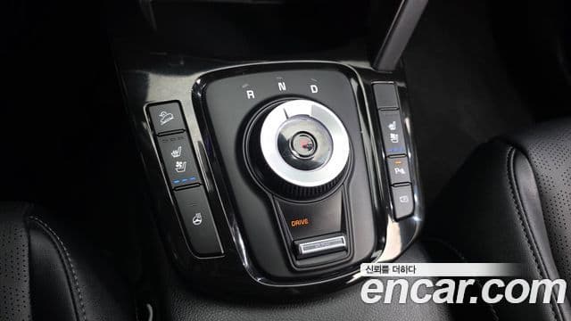 Kia Seltos 2025 — ფოტო 9/20