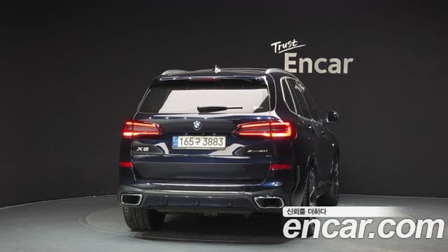 BMW X5 2022 — Photo 11/20