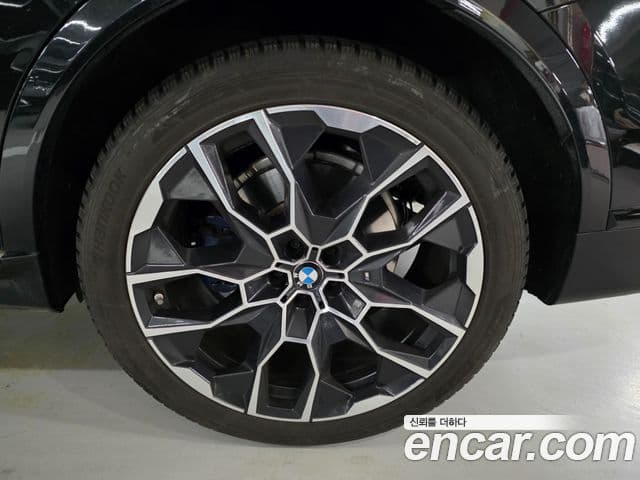 BMW X7 2024 — Şəkil 10/20